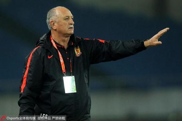 APP下载-冲刺阶段体能课后，布莱顿战术微调备战亚冠，质疑声仍在，控场能力受关注-APP下载